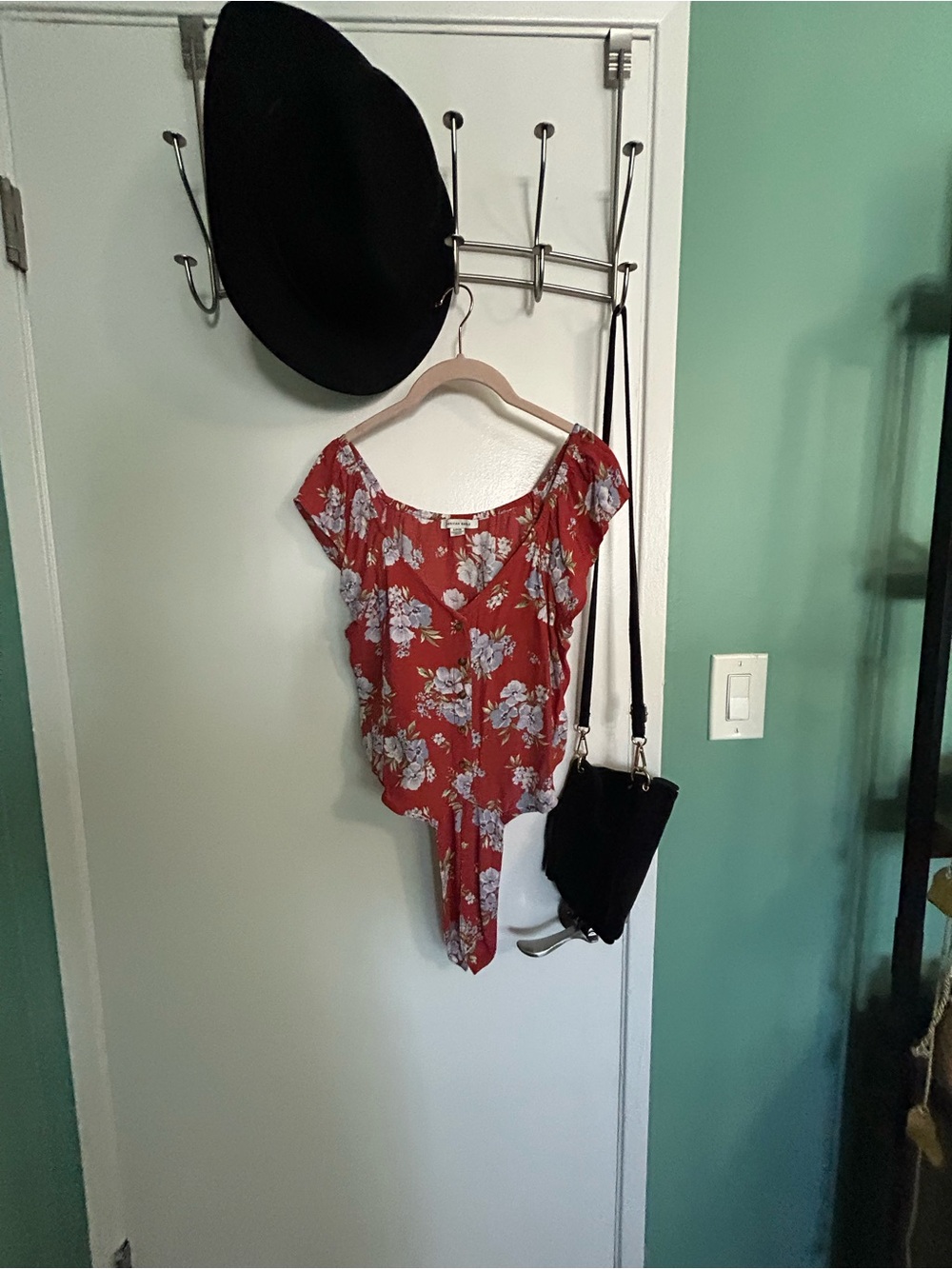 American Eagle Outfitters Rust Red Floral Scoop Bodysuit